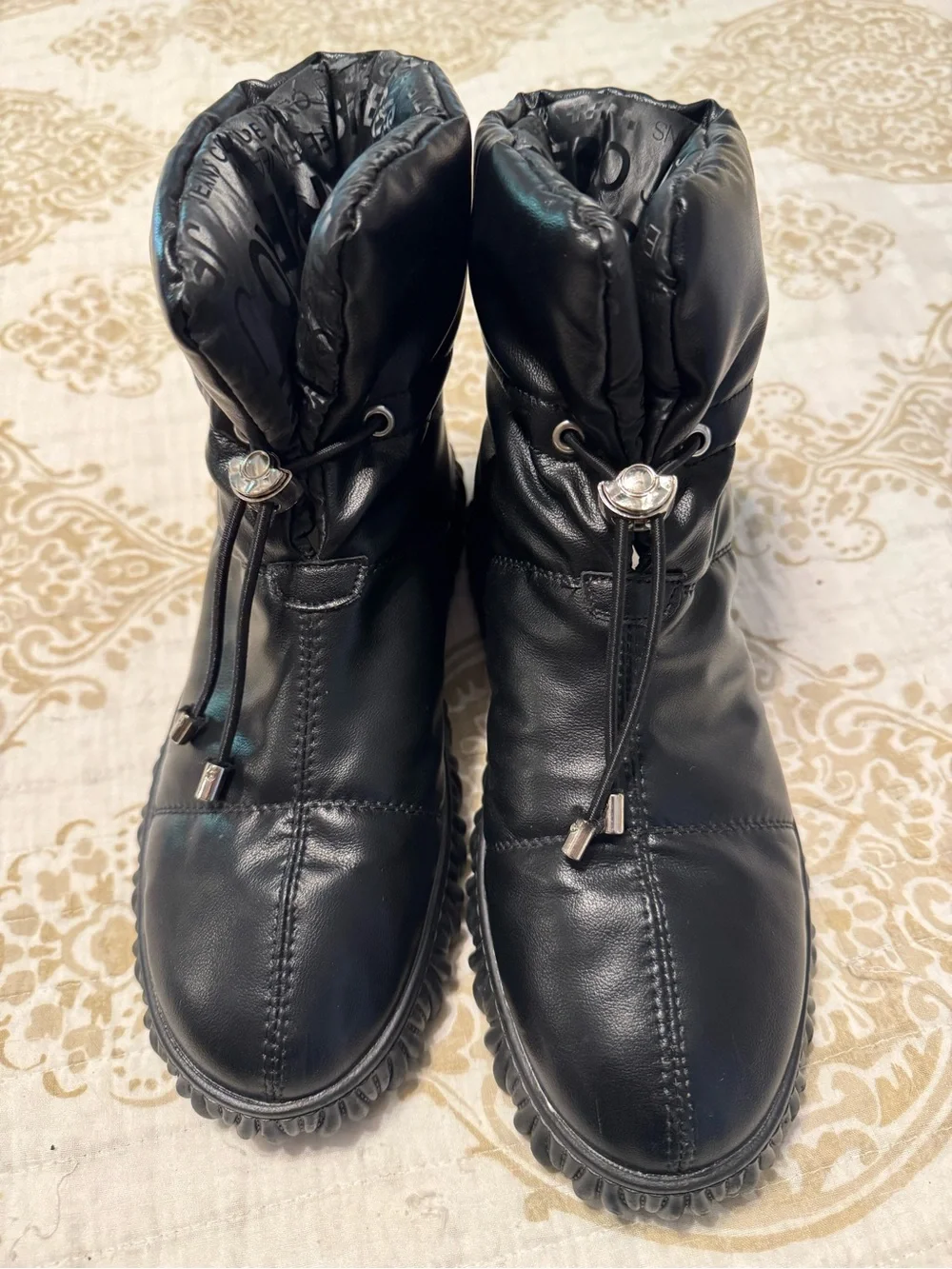 Women’s Black Quilted Winter Ankle Boots with Decorative Toggle